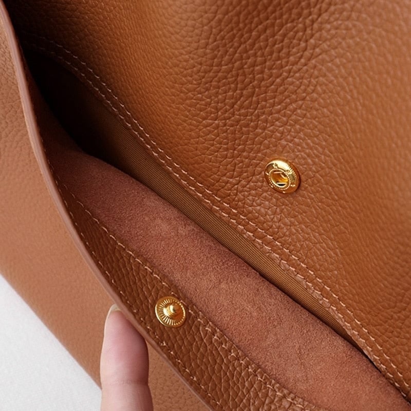 Corinne - Sac à épaule en cuir élégant et spacieux