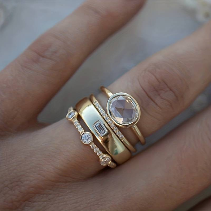 Ensemble de Bagues Vintage en Or et Zirconium